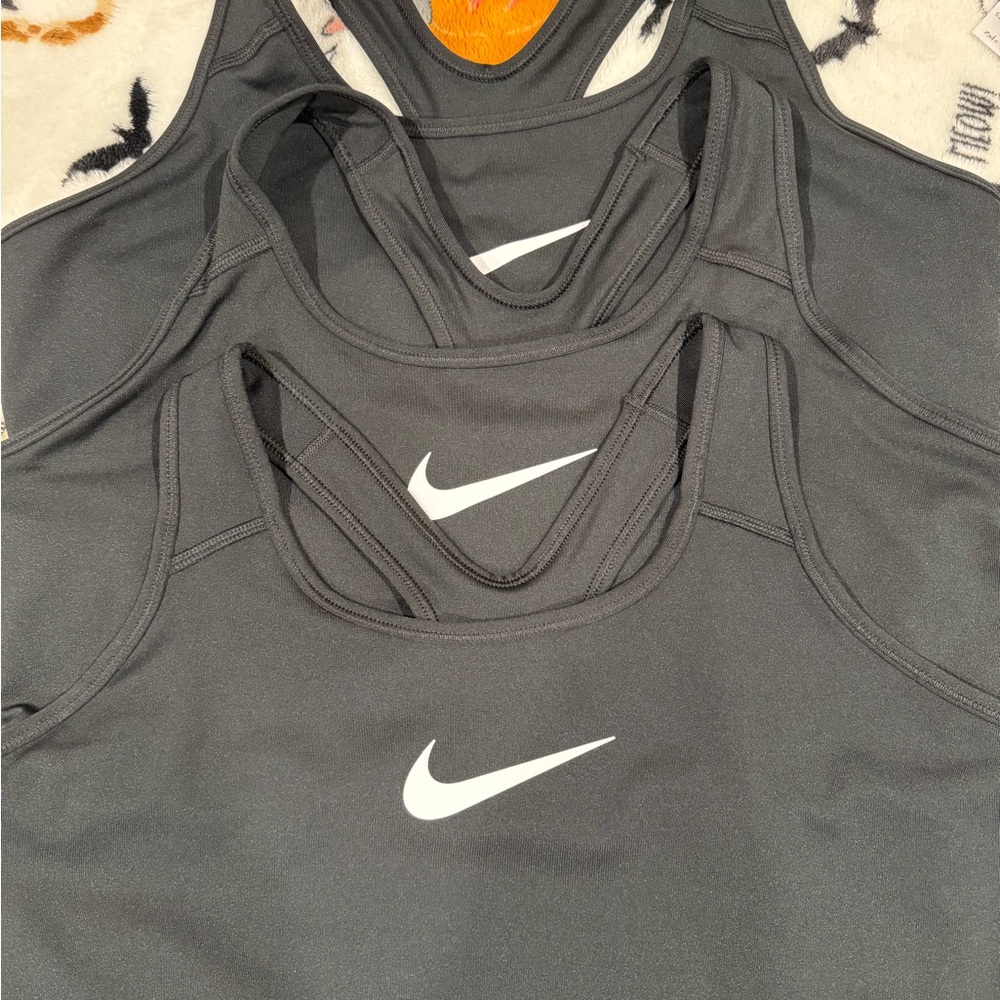Nike Swoosh Plus Size Non-Padded Medium Support Bra 2X Bundle